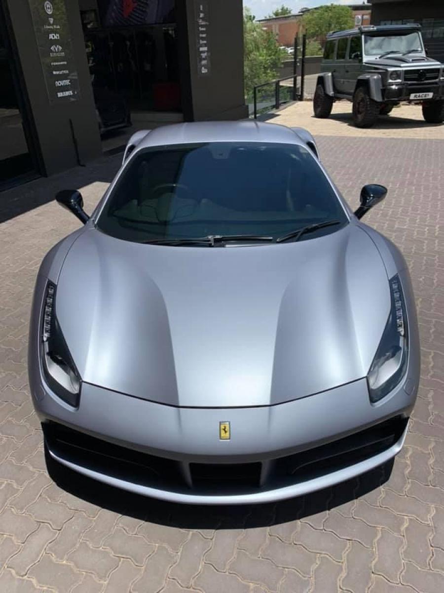  Ferrari 488 GTB by RACE! 2019 года  (фото 10 из 12)